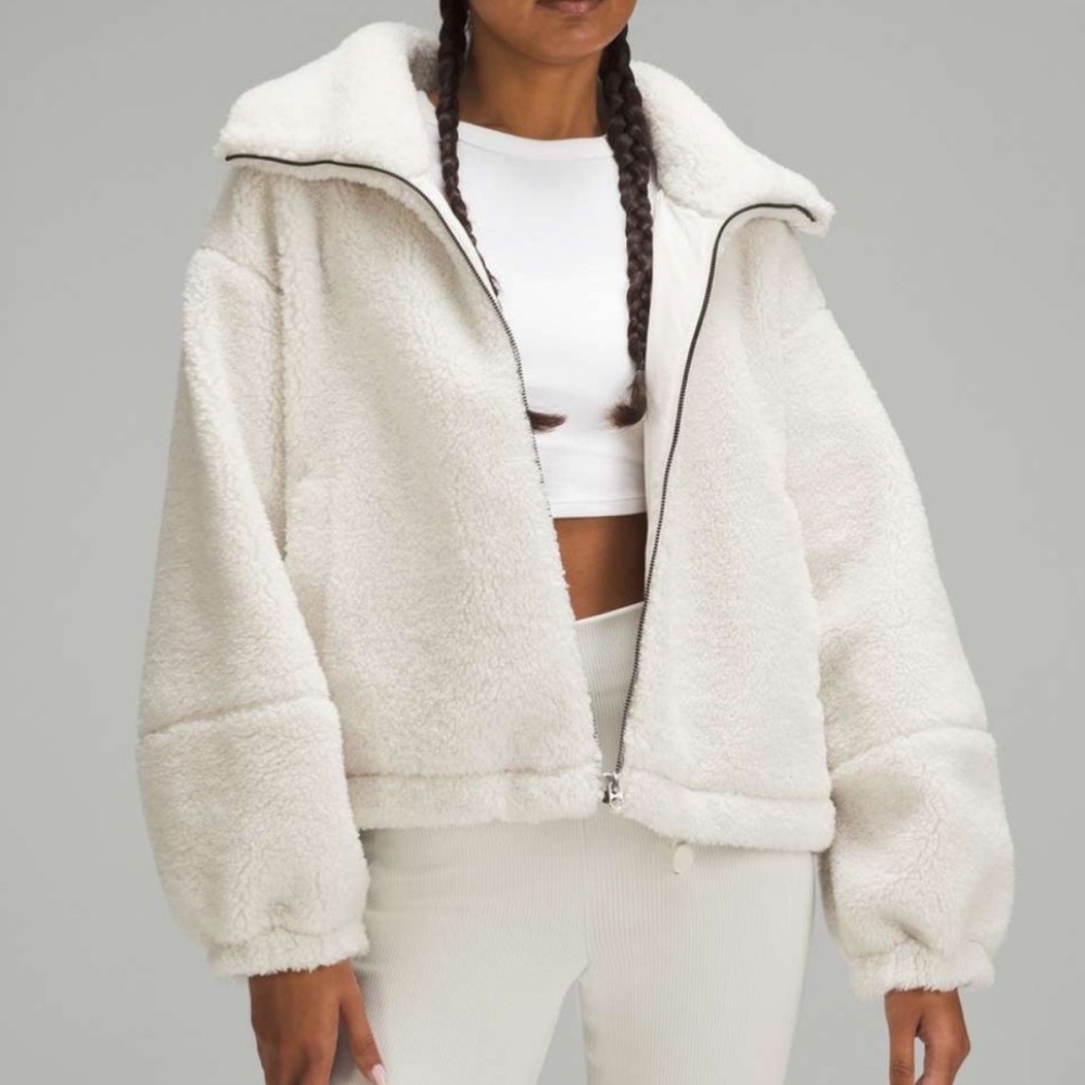 Lululemon Women's Cream Sherpa Jacket